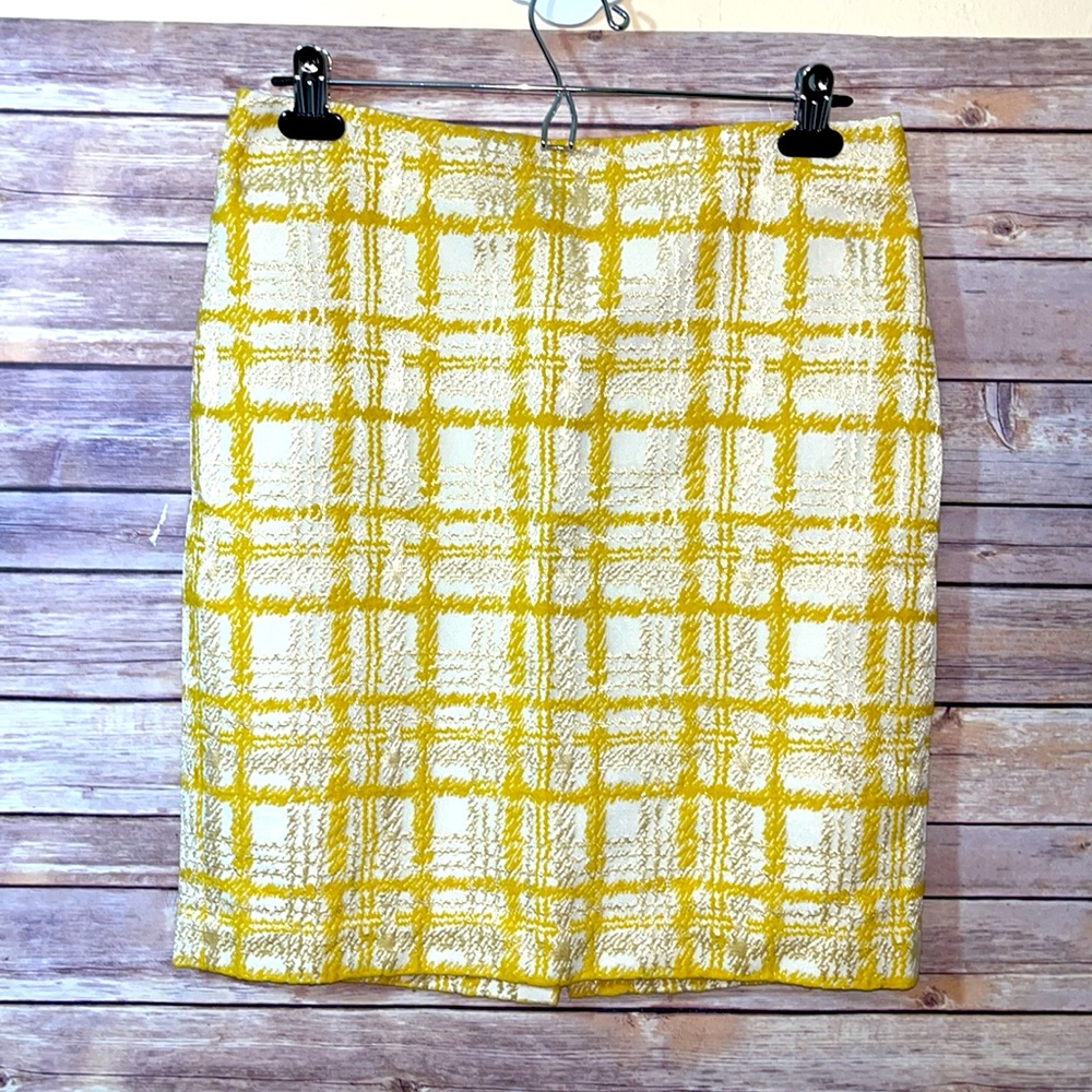 ⭐️ Talbots Brocade Yellow Plaid knee length skirt g3